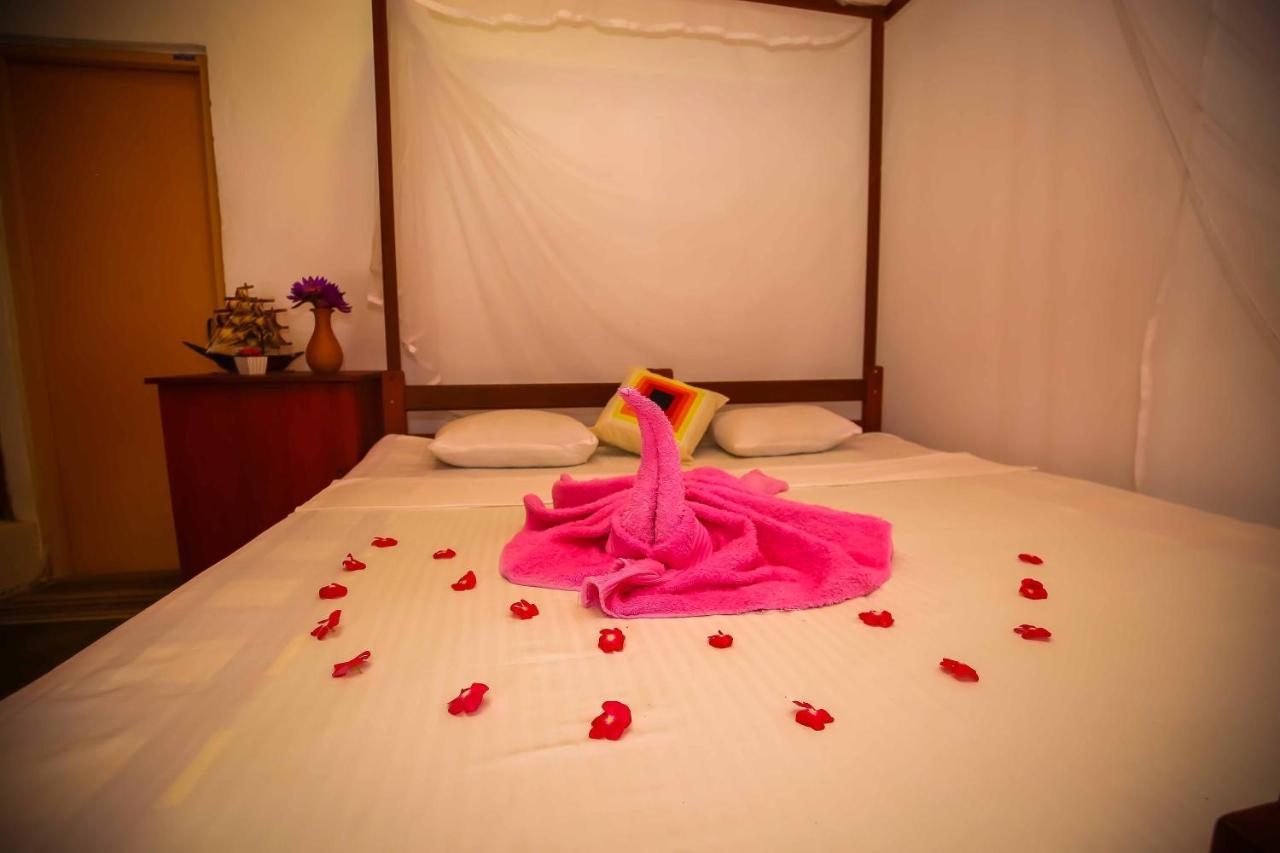 Talalla Freedom Resort Bagian luar foto