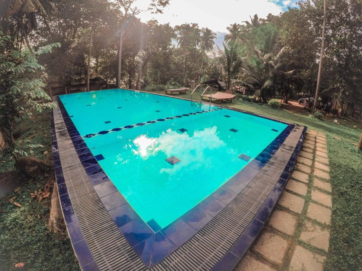 Talalla Freedom Resort Bagian luar foto